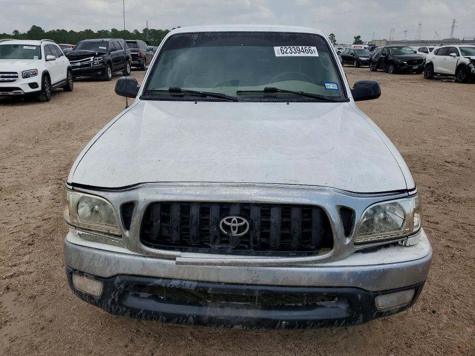 2002 Toyota Tacoma Base