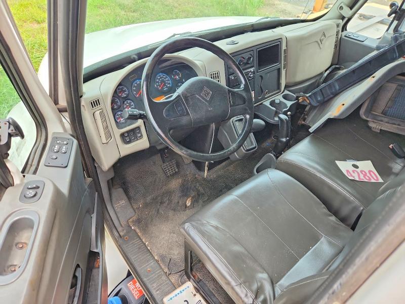 2019 International MA025 BOX Truck