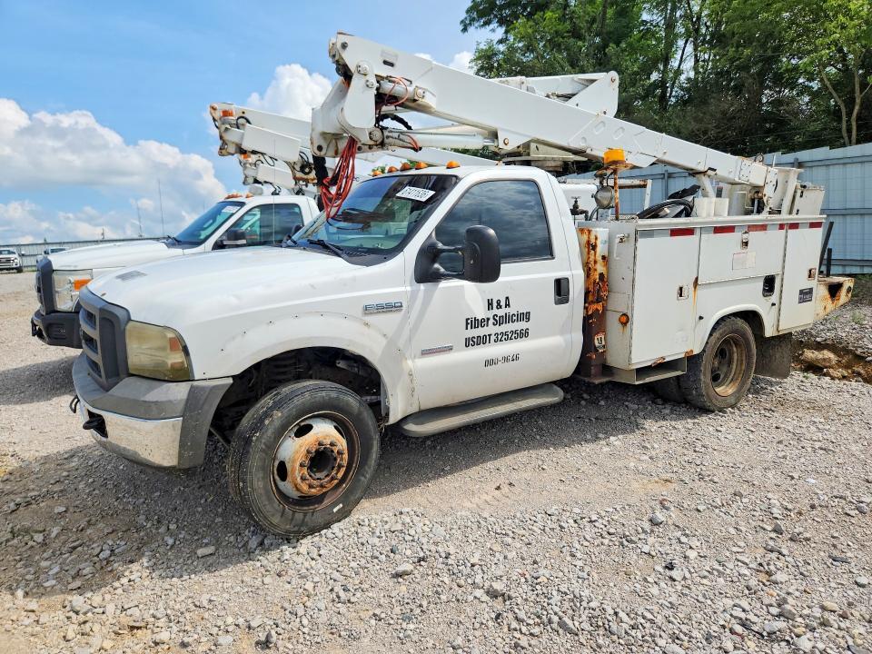 2005 Ford F550 Super Duty