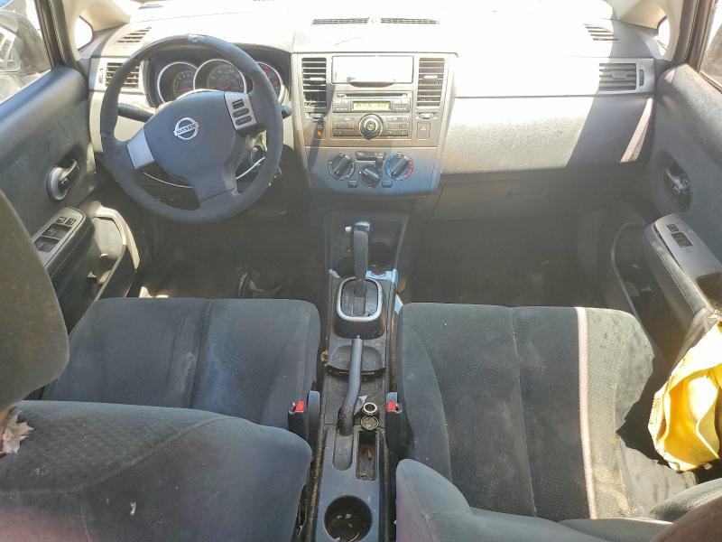 2010 Nissan Versa 1.8 s
