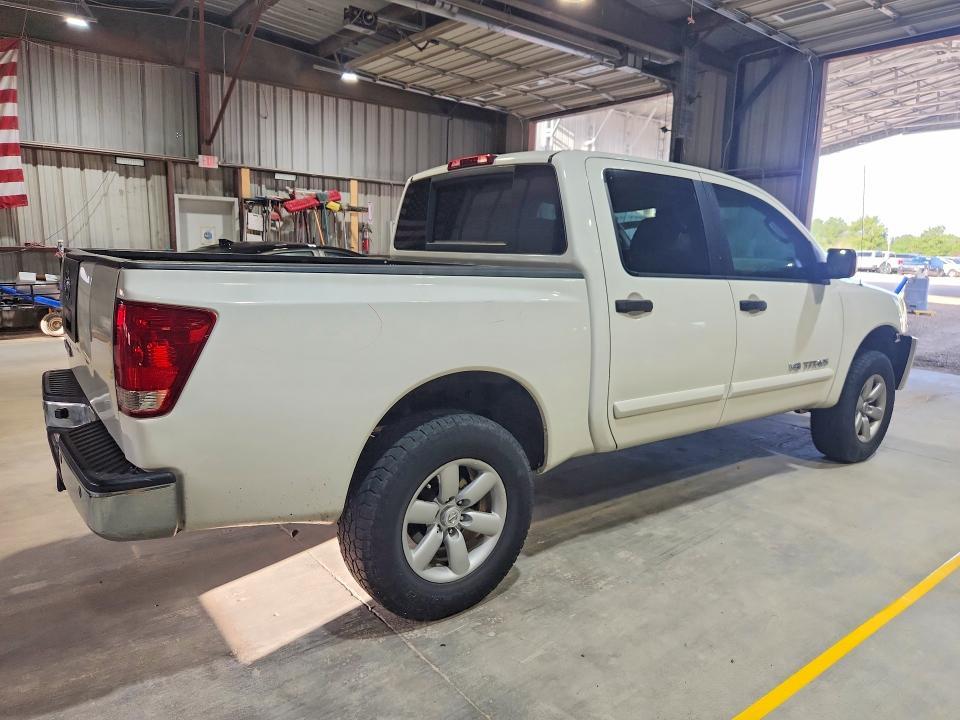 2010 Nissan Titan SE