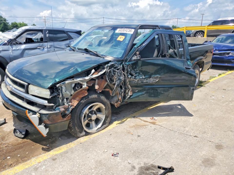 2001 Chevrolet S Truck S10