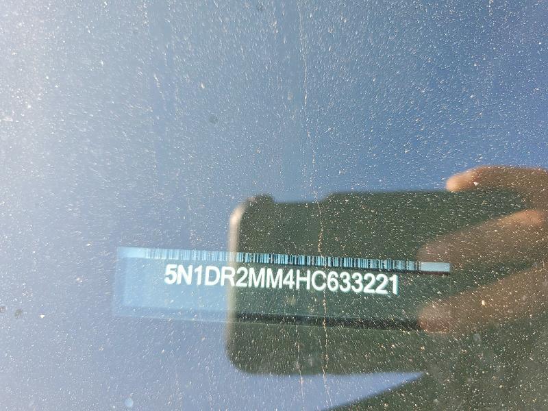 2017 Nissan Pathfinder sv