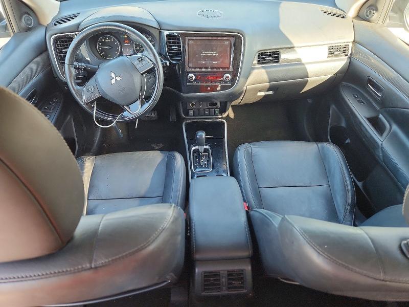 2020 Mitsubishi Outlander se