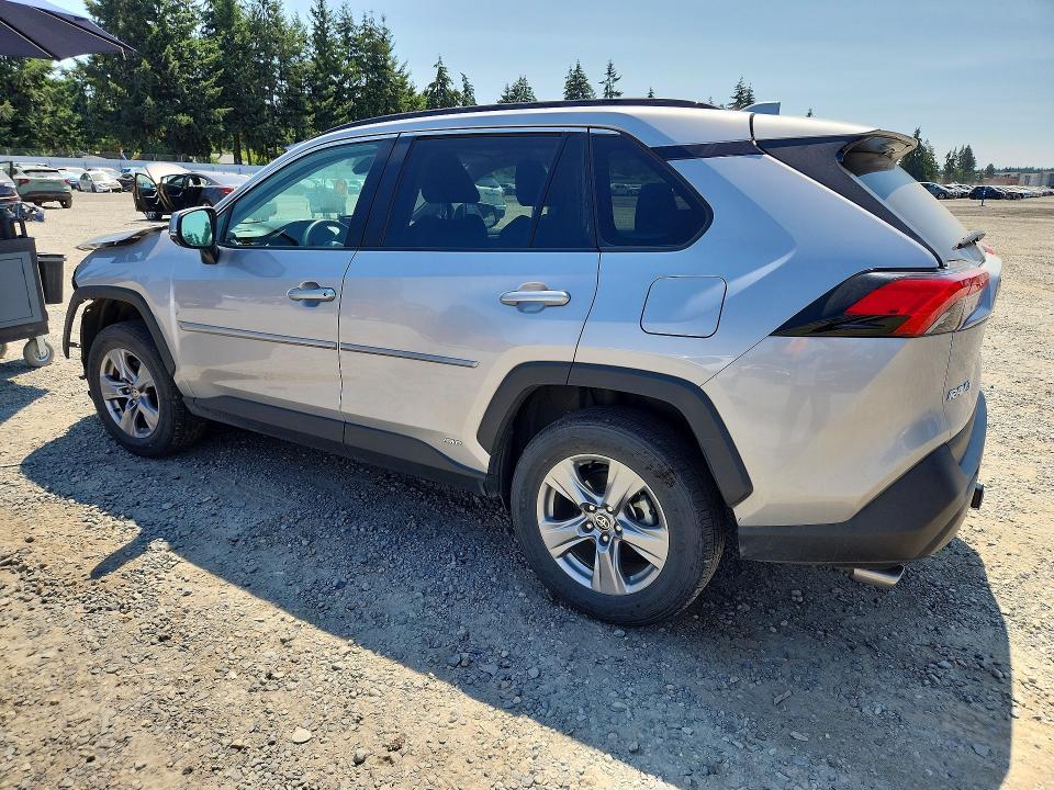 2022 Toyota Rav4 xle