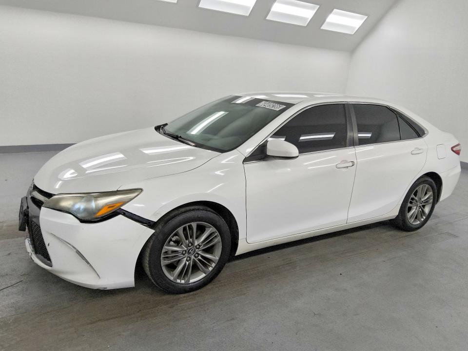 2017 Toyota Camry se