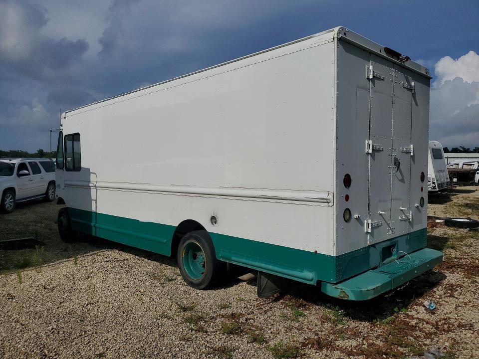 2011 Workhorse Custom Chassis W62 Delivery Truck