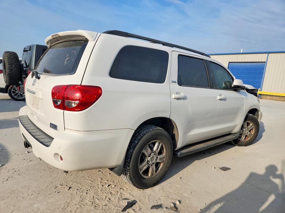 2016 Toyota Sequoia SR5