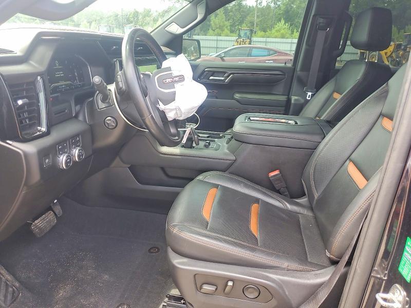 2022 GMC Sierra K1500 AT4