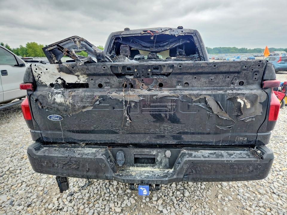 2023 Ford F150 Lightning PRO