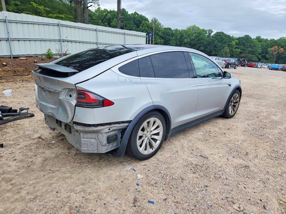 2017 Tesla Model x