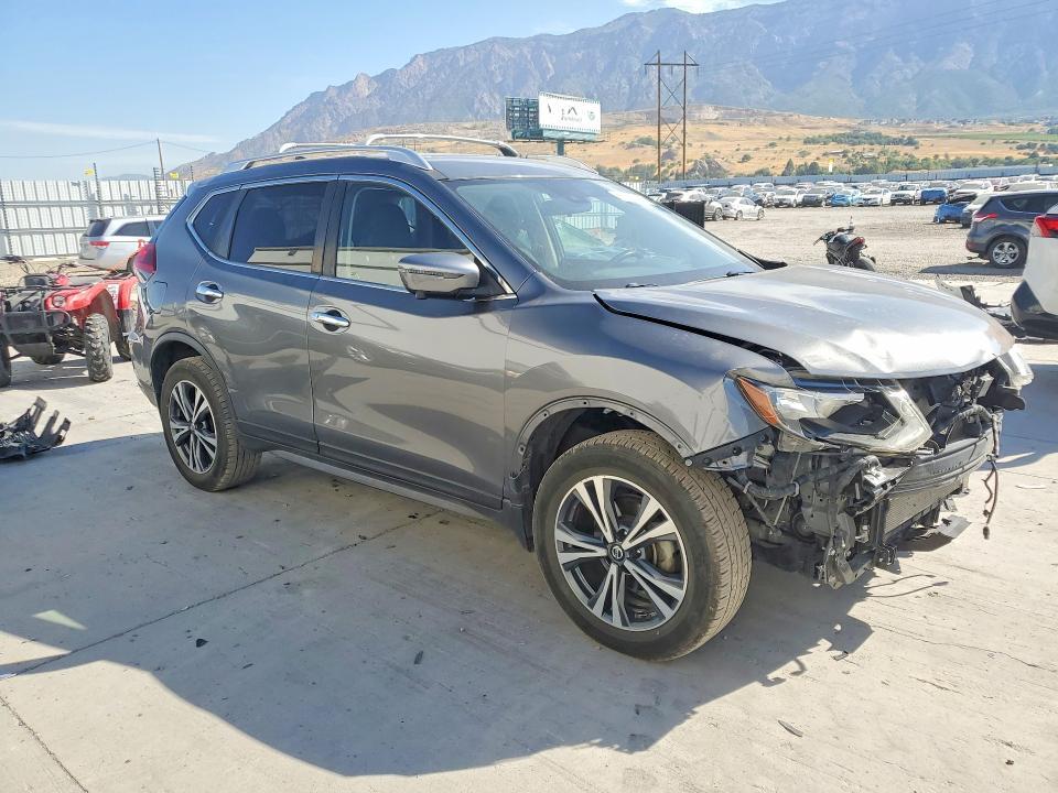 2019 Nissan Rogue sv
