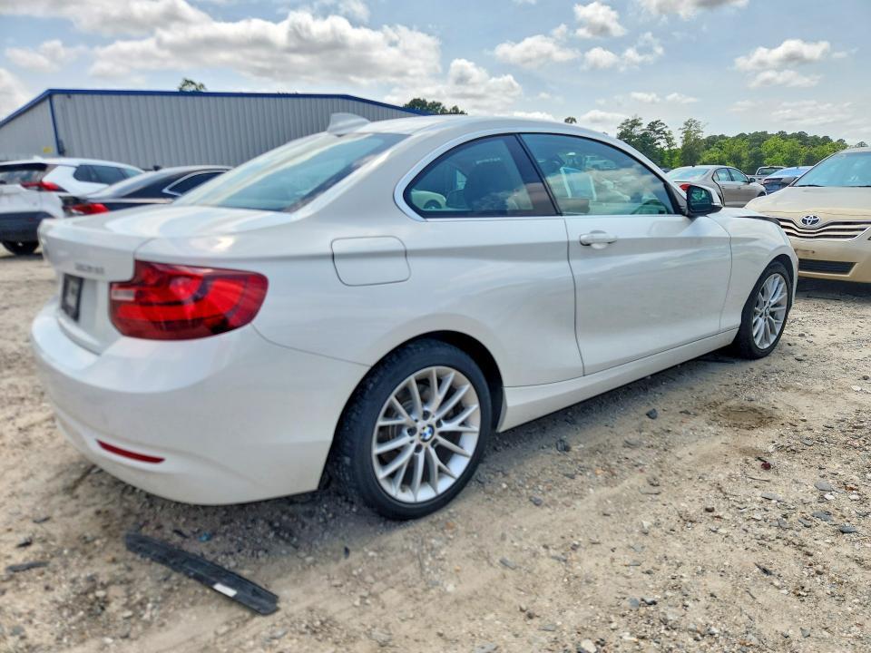 2015 BMW 228 xi