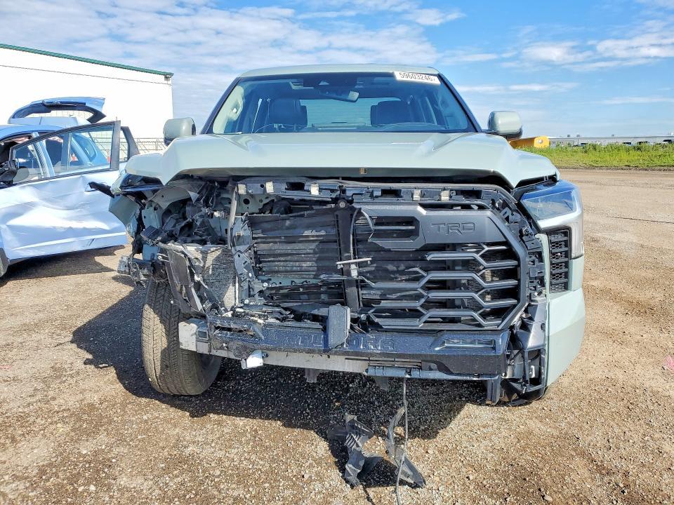 2022 Toyota Tundra Crewmax Limited