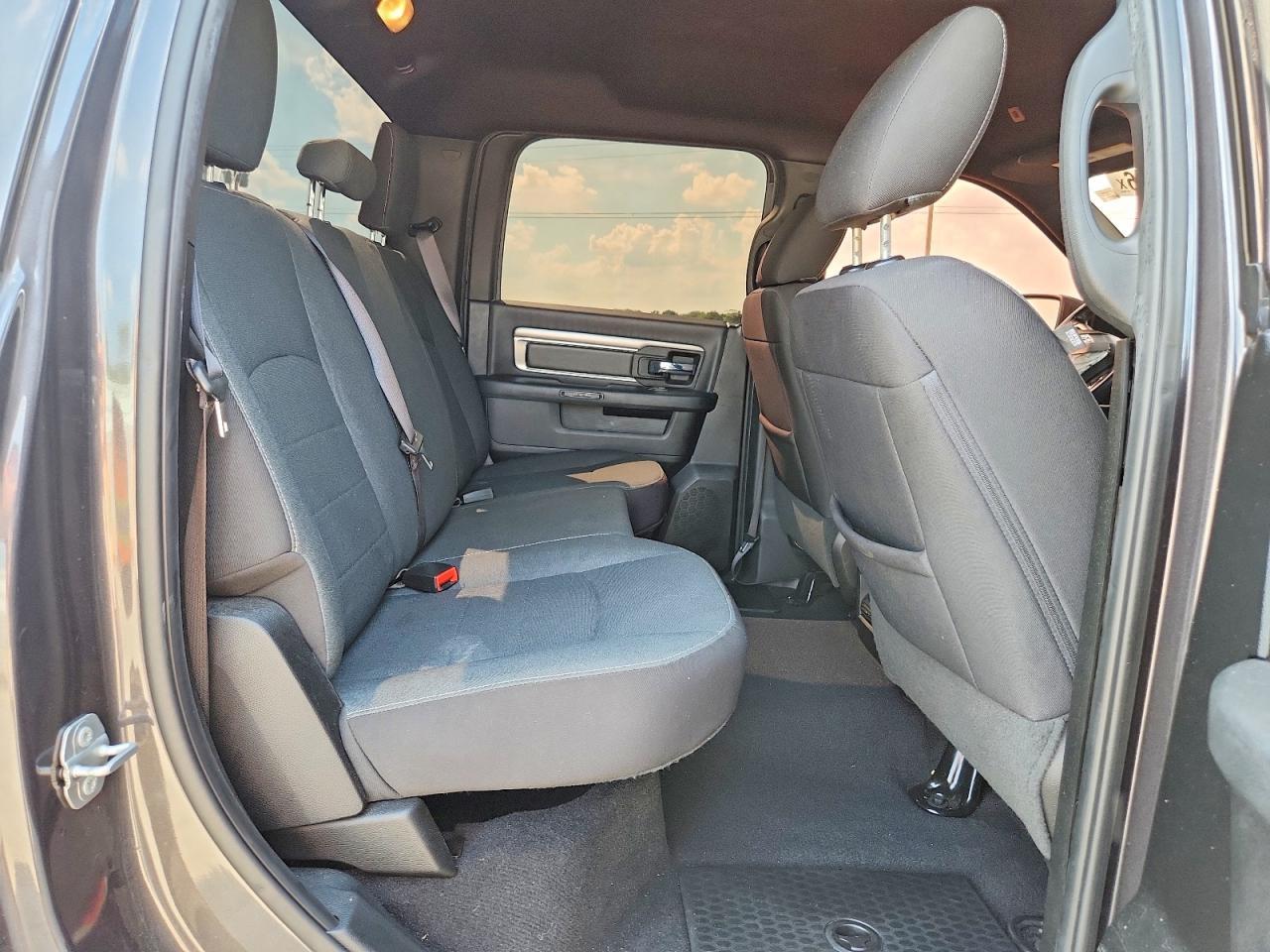 2022 Dodge RAM 1500 Classic SLT
