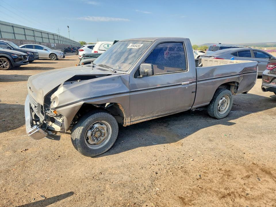 1987 Nissan D21 Short bed