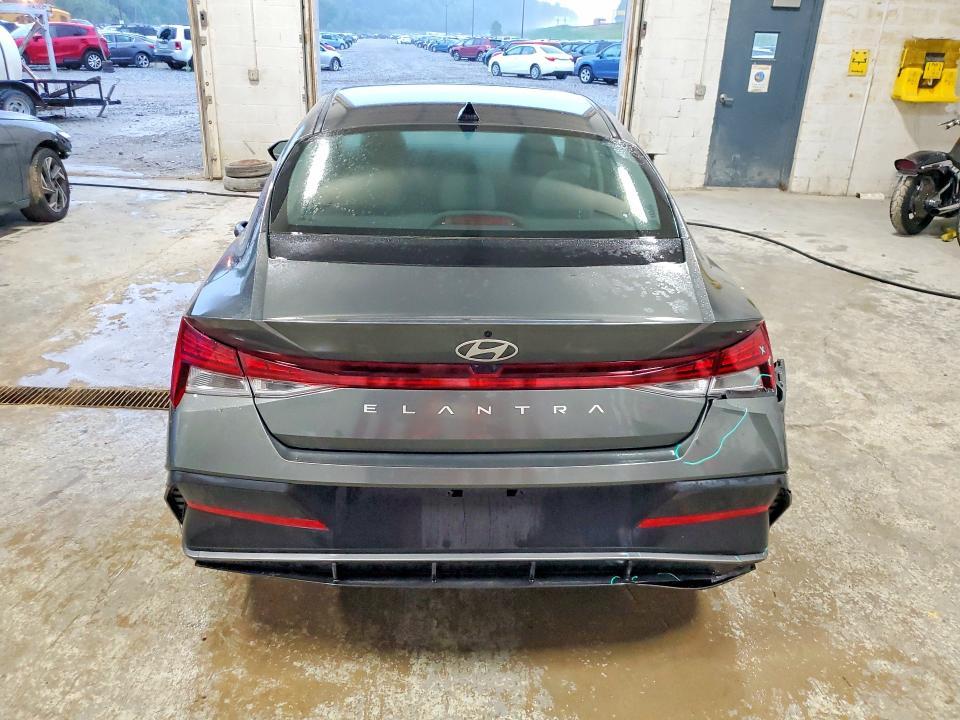 2025 Hyundai Elantra sel