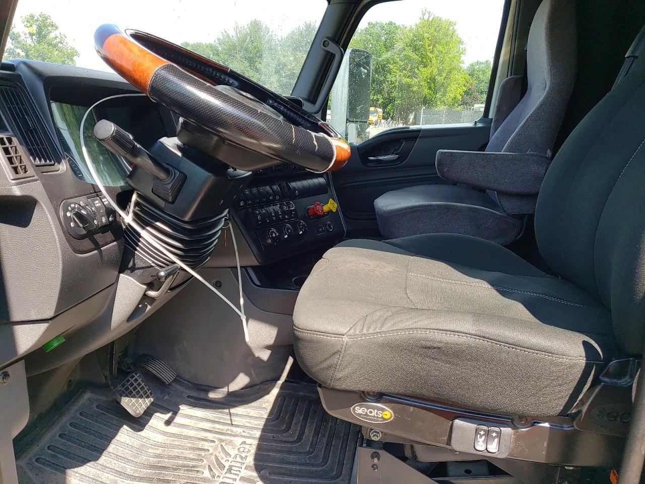 2019 International LT625 Semi Truck