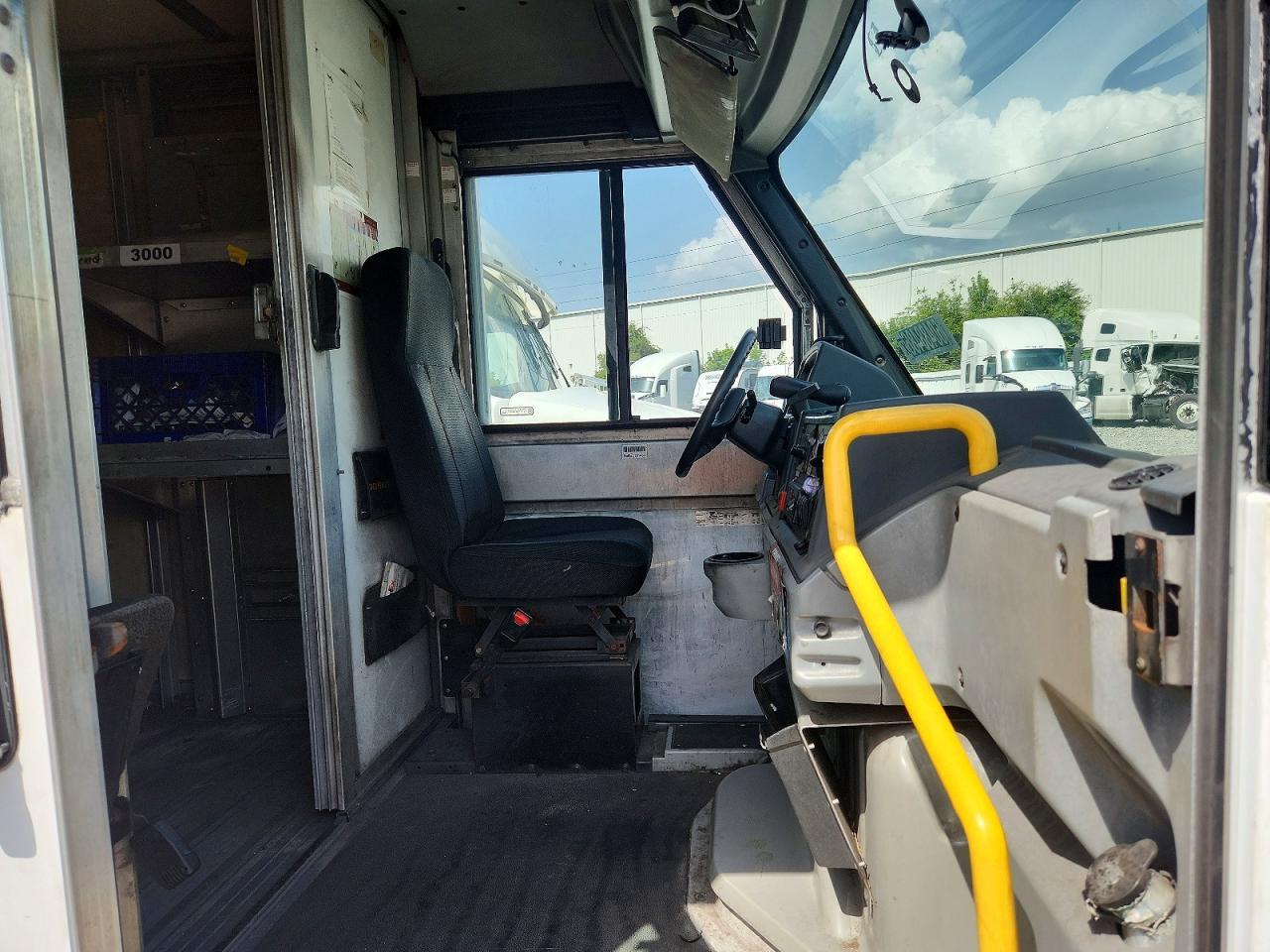 2013 Isuzu NPR Delivery Van