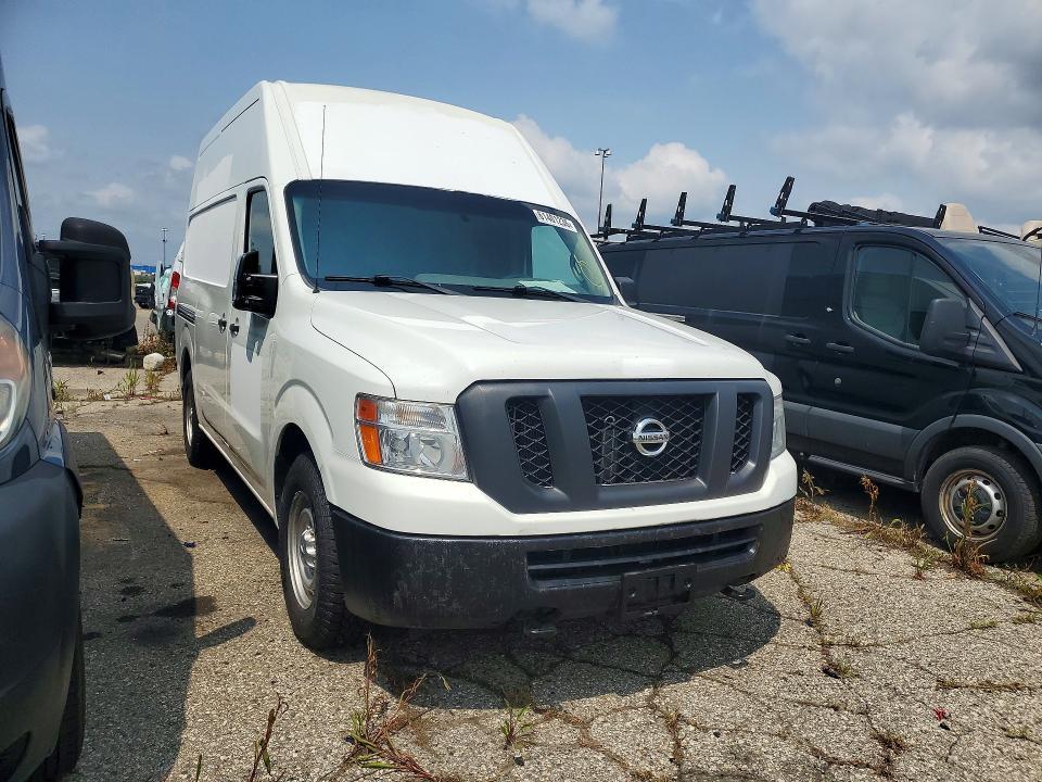 2014 Nissan NV 2500 HD S