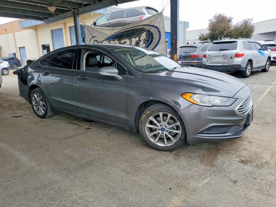 2017 Ford Fusion se Hybrid