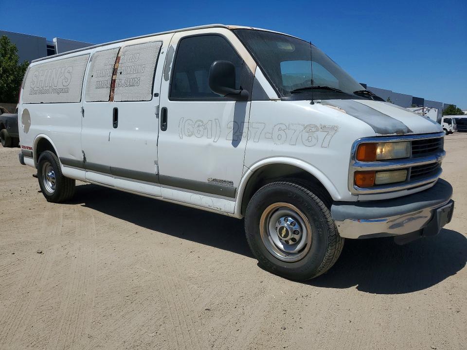 2002 Chevrolet Express G3500