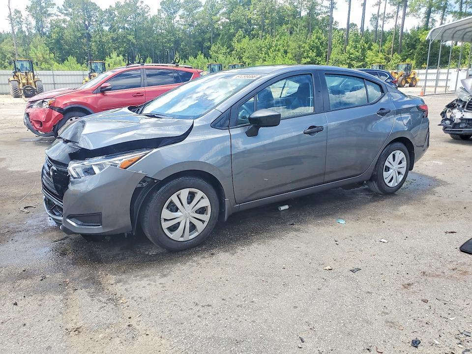 2024 Nissan Versa s