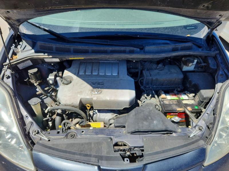 2010 Toyota Sienna le 7-passenger