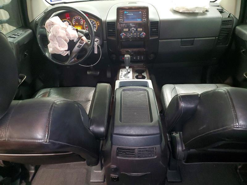 2013 Nissan Titan SV