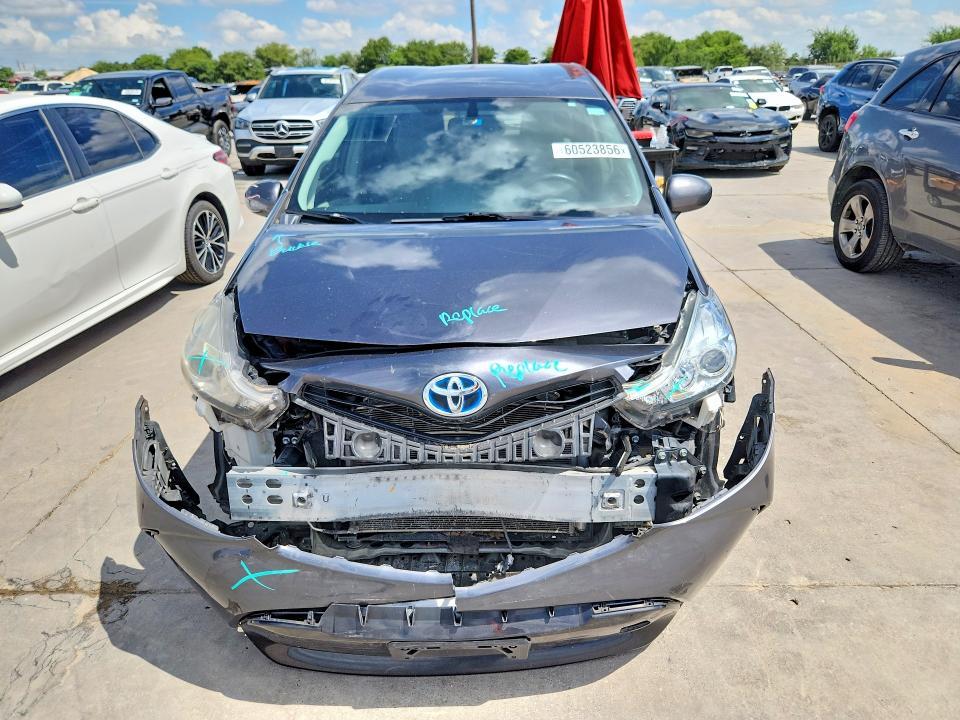 2016 Toyota Prius v Four