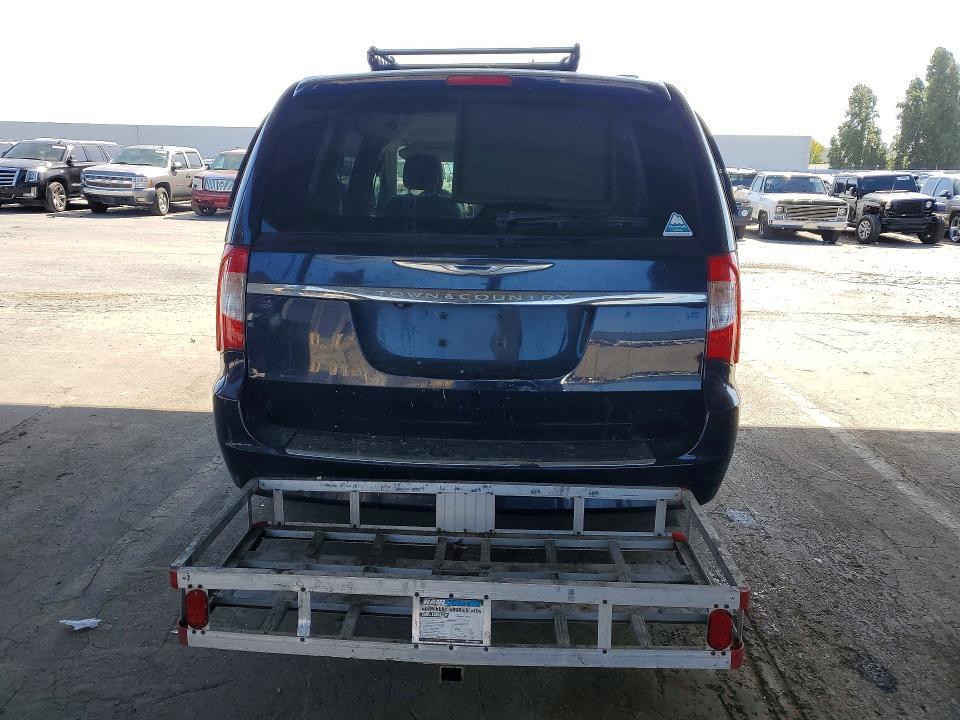 2015 Chrysler Town & Country Touring