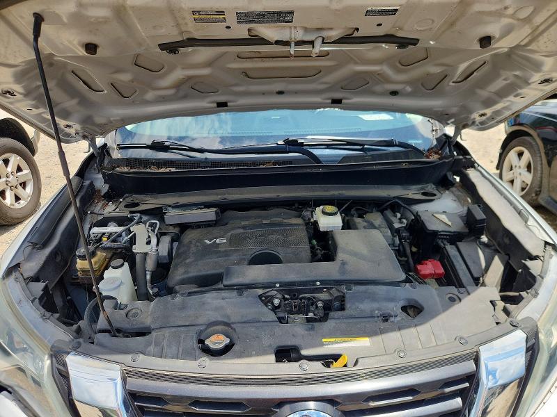 2017 Nissan Pathfinder sl