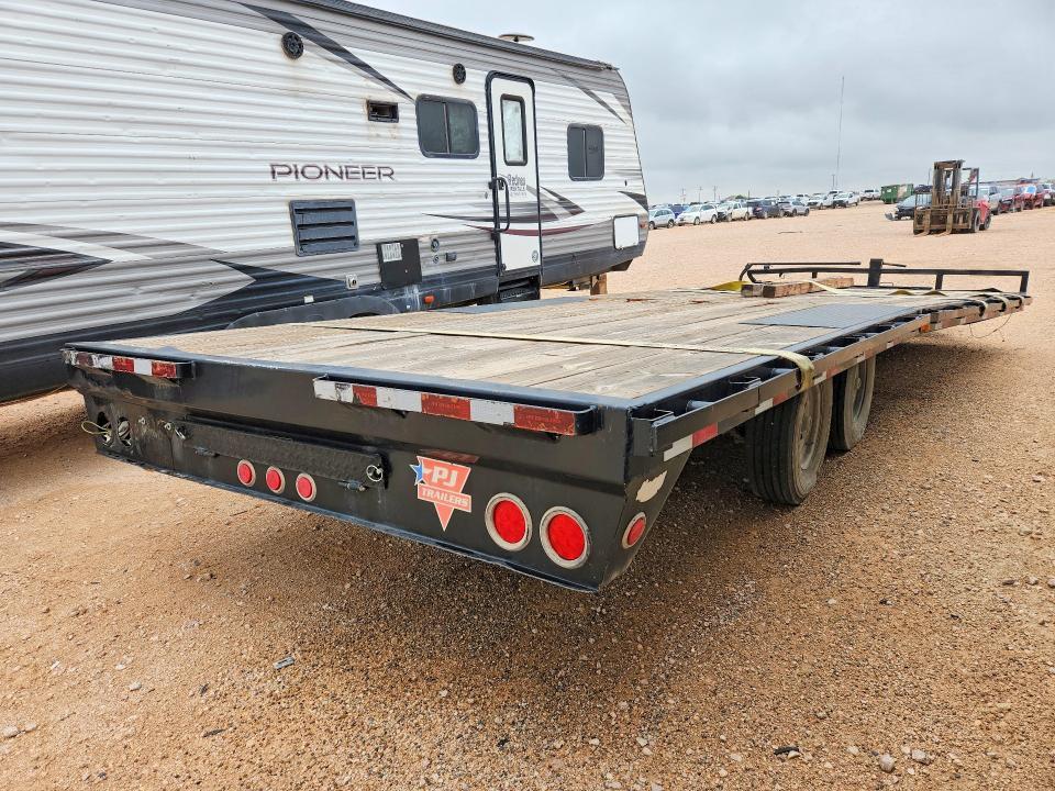 2022 PJ 1C292 Equipment Trailer