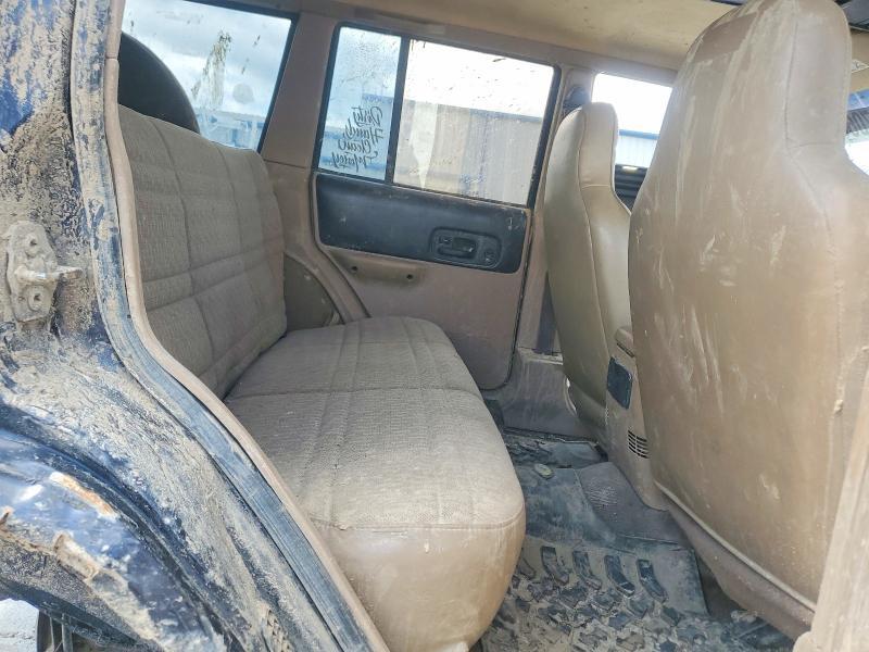 2000 Jeep Cherokee Sport