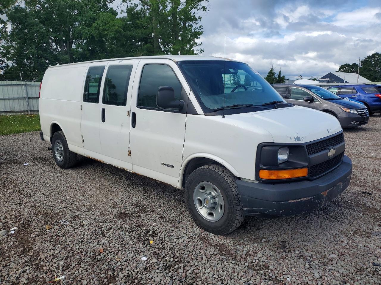 2004 Chevrolet Express 3500 Delivery Van