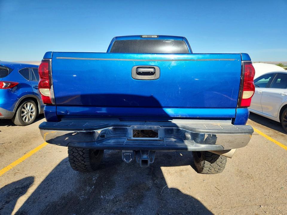 2004 Chevrolet Silverado K2500 Heavy Duty