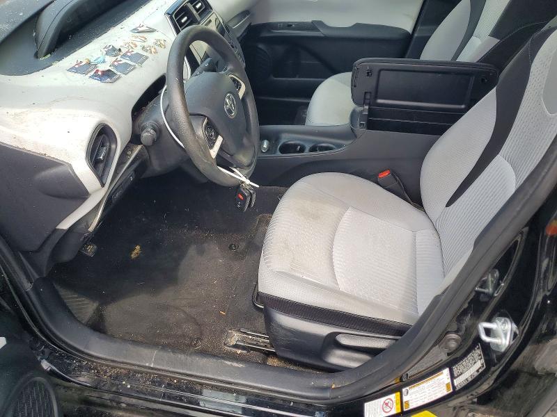 2016 Toyota Prius two eco