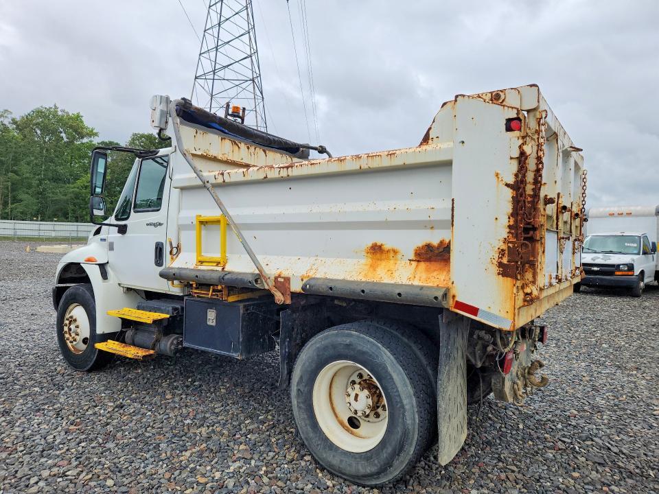 2009 International 4400 Dump Truck
