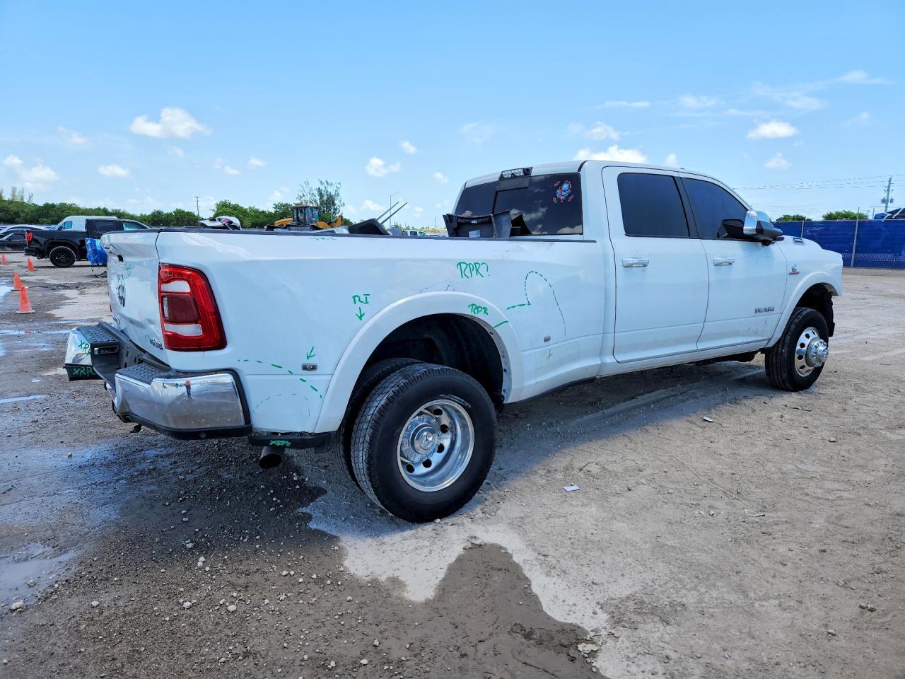 2020 Dodge 3500 Laramie