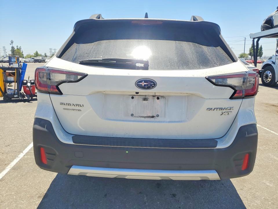 2020 Subaru Outback Limited xt
