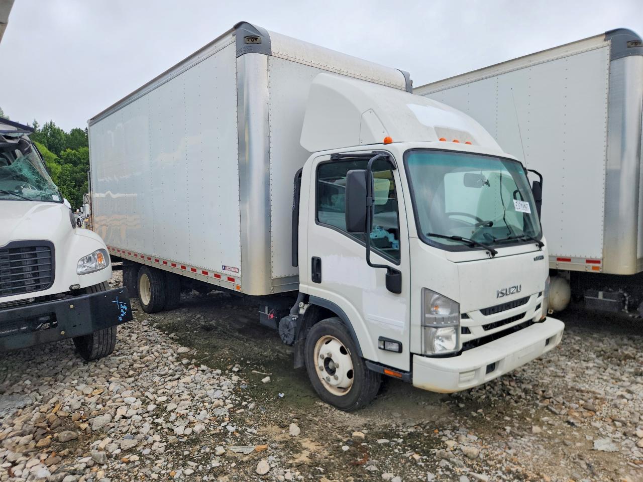 2022 Isuzu NPR HD Delivery Truck