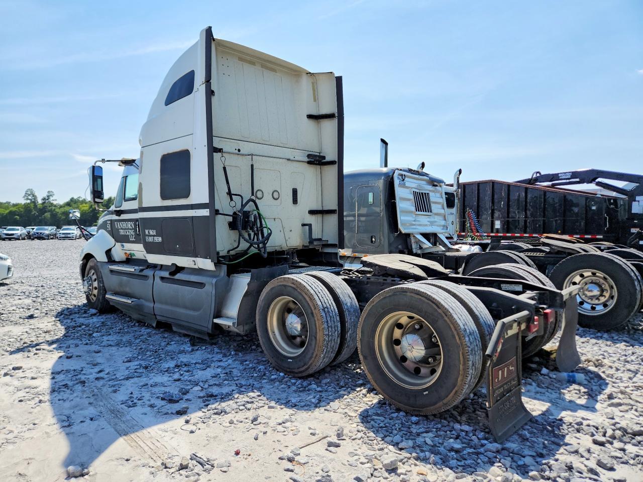 2016 International 2012 International Prostar Semi Truck