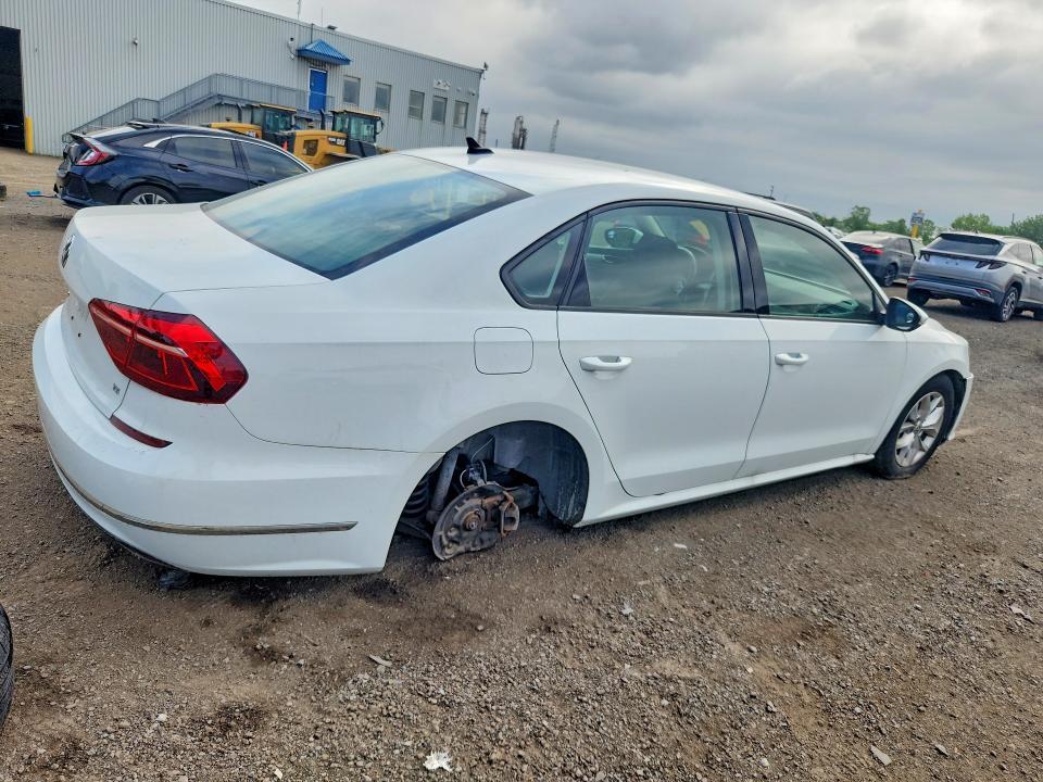 2018 Volkswagen Passat s