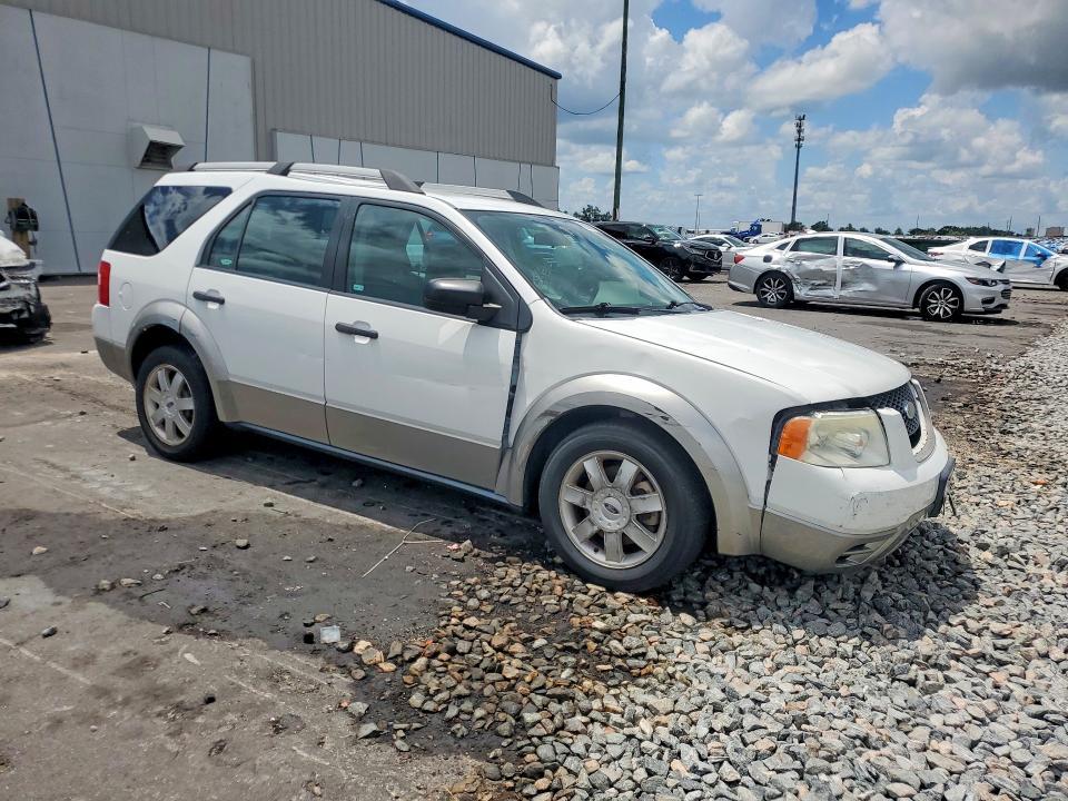 2005 Ford Freestyle se