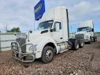 2015 Kenworth T880 Semi Truck