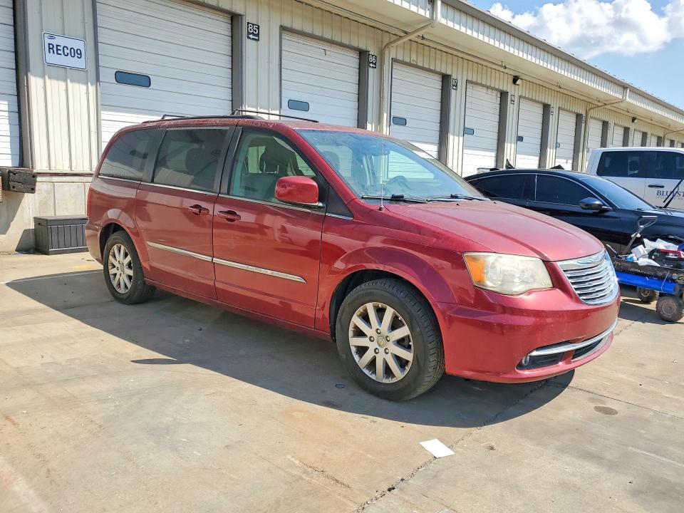 2014 Chrysler Town & Country Touring