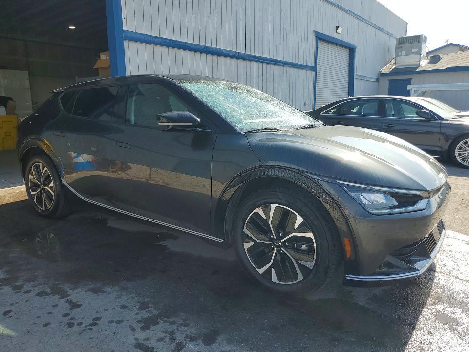 2023 KIA EV6 Wind