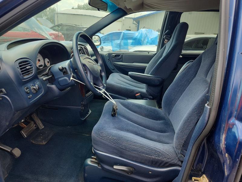 2002 Chrysler Town & Country lx