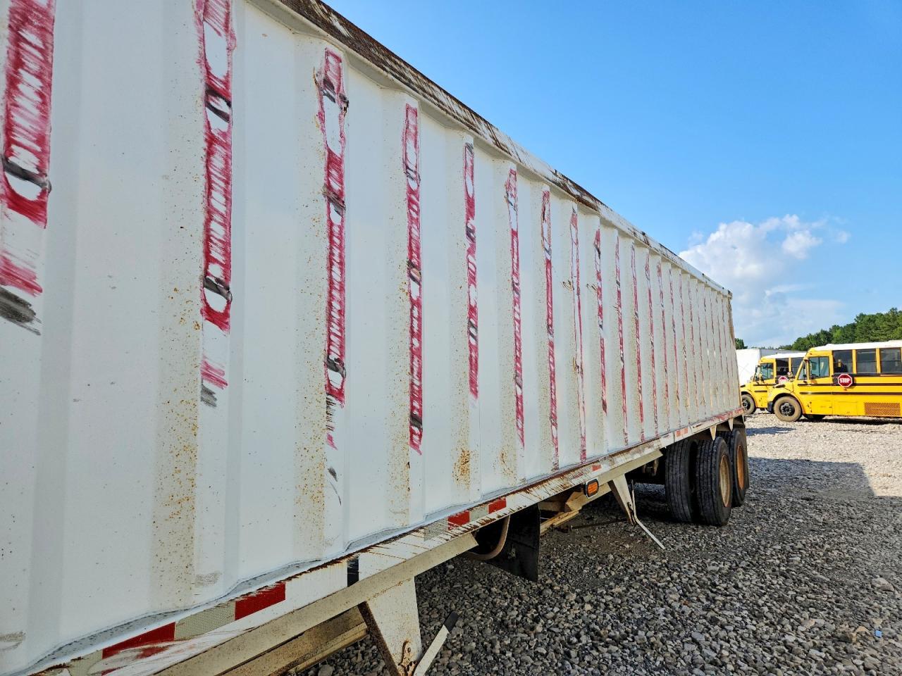 2008 Manac Hopper Bottom Grain Trailer