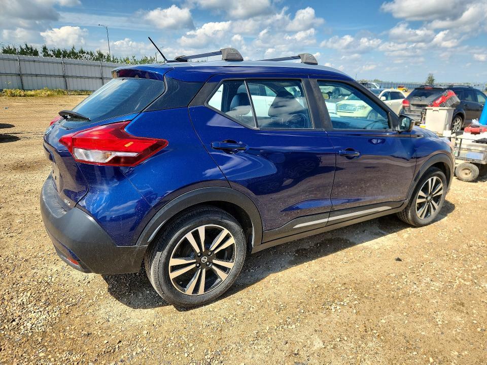 2019 Nissan Kicks s